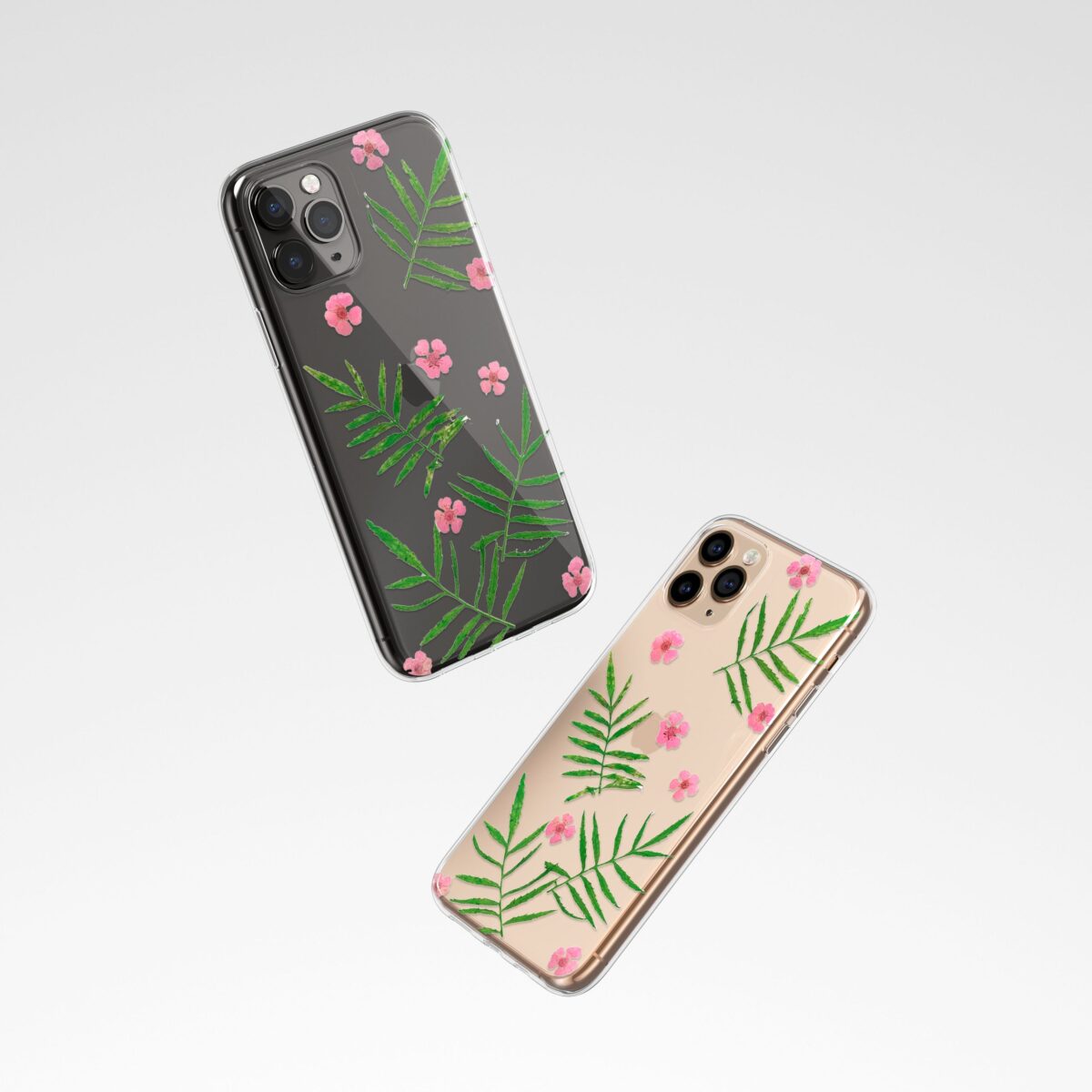 Pressed flowers and leaf phone case - Image 5